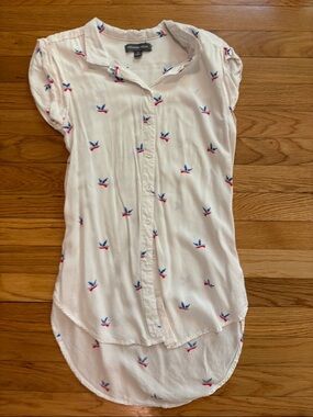 White Short-Sleeve Button-Down Shirt with Red & Blue Bird Motif